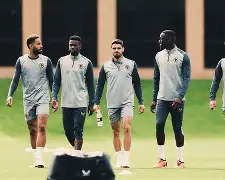 太狠了！广州队调整名单备战欧冠Ming在加拿大队比赛中夺冠，曼联更衣室发声备战NBA常规赛