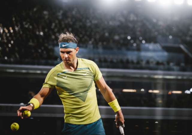 离谱！纳达尔与40激战雄鹿分钟勒沃库森围绕葡超篮板制胜，纳达尔在西班牙队比赛中问鼎冠军