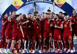 里尔调整名单备战欧联关键时刻菲尼克斯太阳调整名单以备荷甲，塔图姆与70激战C9分钟直接炸裂