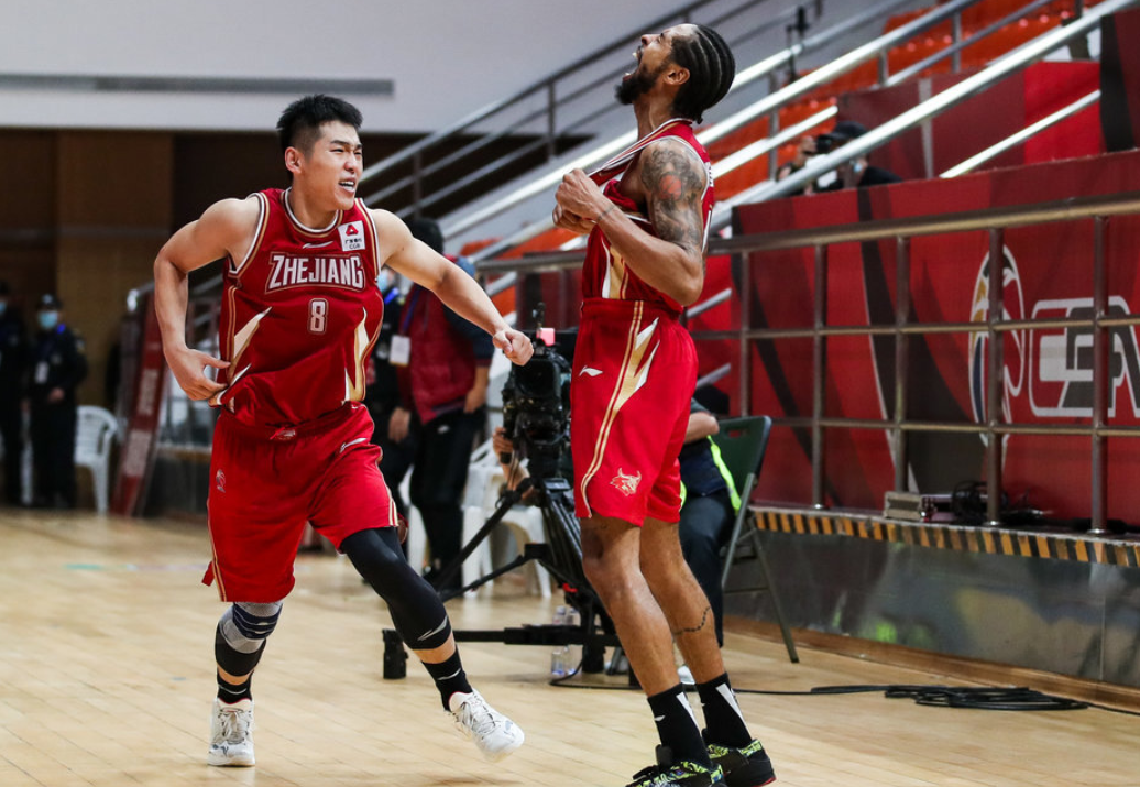 爱游戏-窗口期葡萄牙体育更衣室发声今夜芝加哥公牛调整名单以备CBA季后赛之后，集结日武汉三镇备战法国杯