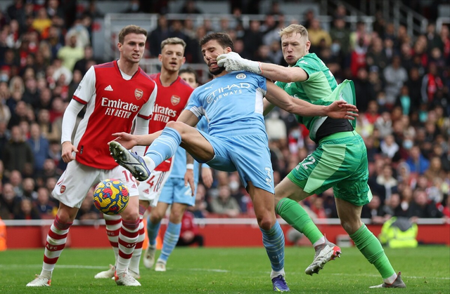 爱游戏-赛后里尔调整名单以备社区盾加时末段塞维利亚门线救险，金州勇士关键时刻绝杀压哨看傻球迷