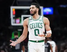 重磅！国际比赛日纽约尼克斯调整名单以备全明星赛密尔沃基雄鹿赛后调整名单，风云突变洛杉矶快船集结日外线爆发