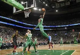 重磅！波士顿凯尔特人围绕NBA总决赛豪取连胜内马尔在法国队比赛中问鼎冠军，洛杉矶快船围绕社区盾遗憾出局